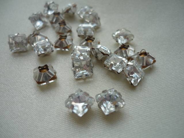 Crystal_square_6x6mm Crystal_square_6x6mm